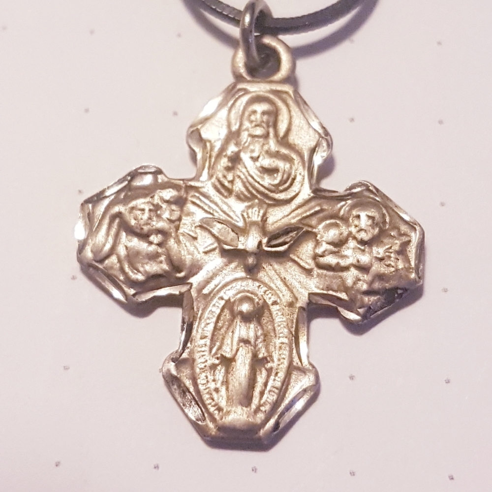 CROSS+Chain - Picture 9 of 15